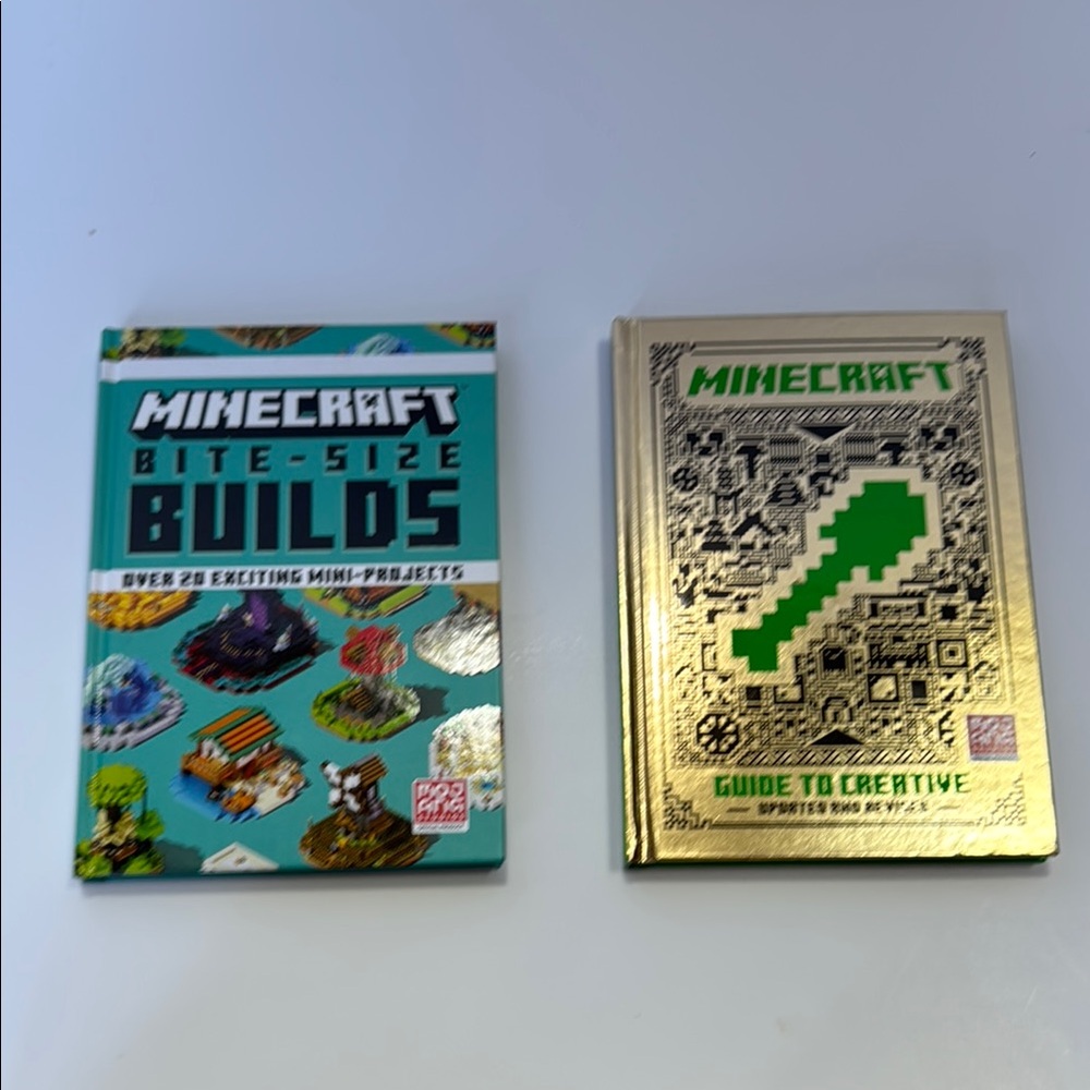 Minecraft Bite-Size Builds and Guide to Creative Set Of 2 Books
